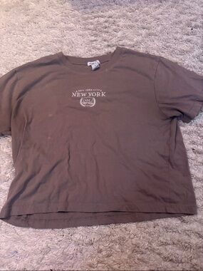 Rue21 Brown New York Graphic Tee